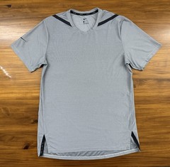 Nike Running Tech 14 09 11 05 Shirt Men’s Medium Long Tall Gray S/S Crew