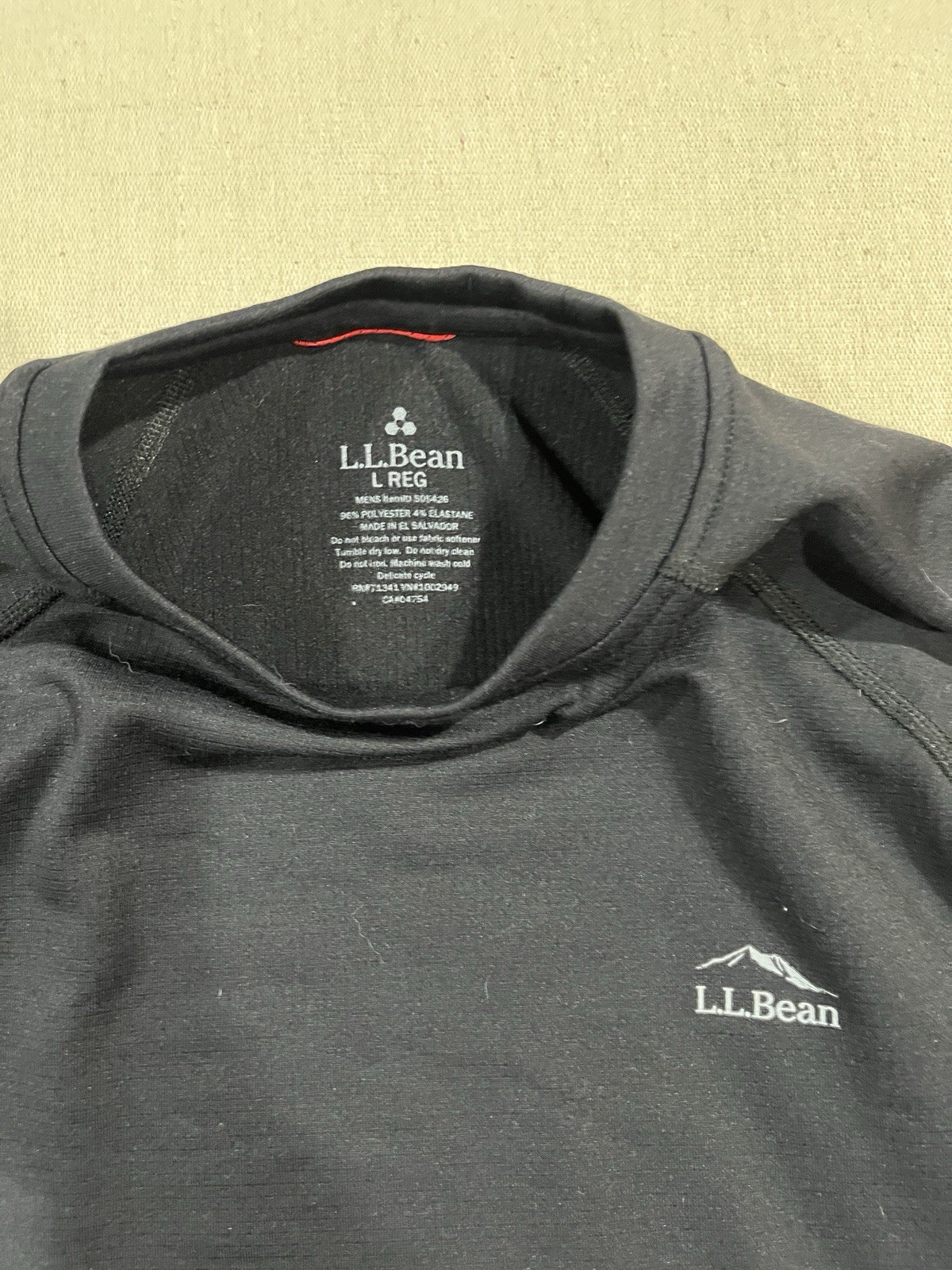 L.L.Bean Men's L Regular Black Long Sleeve Crew Neck Stretch Raglan layer gallery