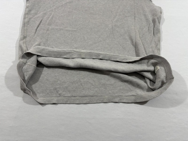Vuori Shirt Mens Gray Waffle Knit Thermal Stretch Cotton Tank Top Cut Off Sz XL gallery
