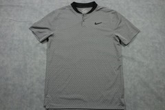 Nike Dri-FIT Shirt Mens Small Gray Henley Short Sleeve Athletic Training Top