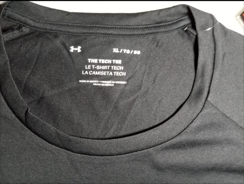 Under Armour Tech Tee Men's Medium Black Short Sleeve Workout Shirt NWT gallery