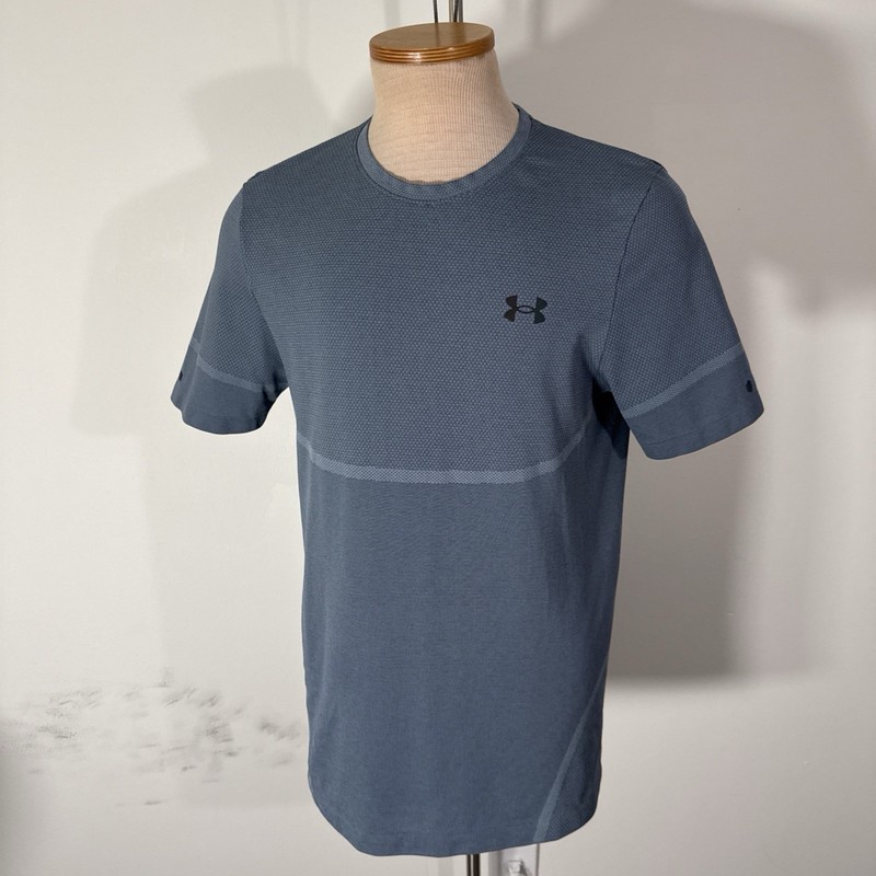 Under Armour Rush Celiant Seamless Men's Gray Athletic Training T Shirt Size M gallery