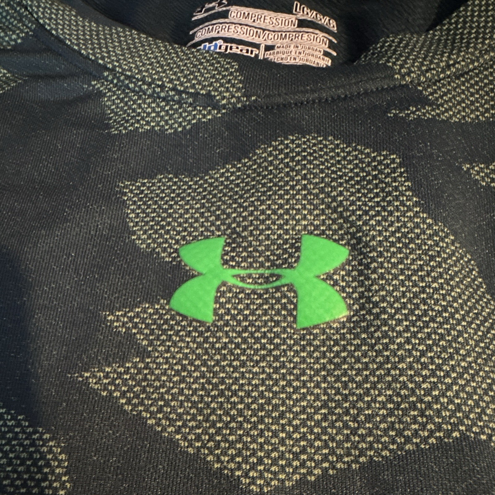 Under Armour ColdGear Men's LG/G Green/Black Camo Compression Crew Neck Shirt gallery
