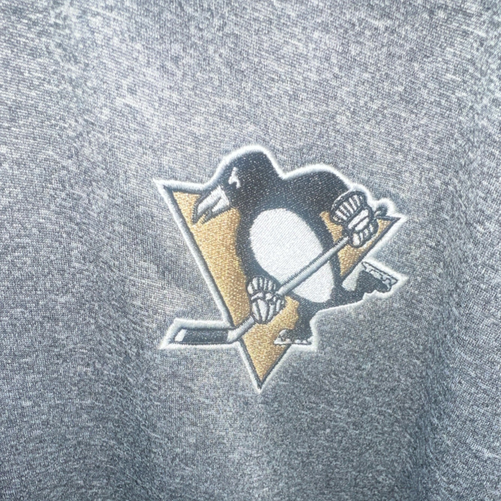 Pittsburgh Penguins NHL Size 2XL Quarter Zip Sweatshirt Officially Licensed NWT gallery
