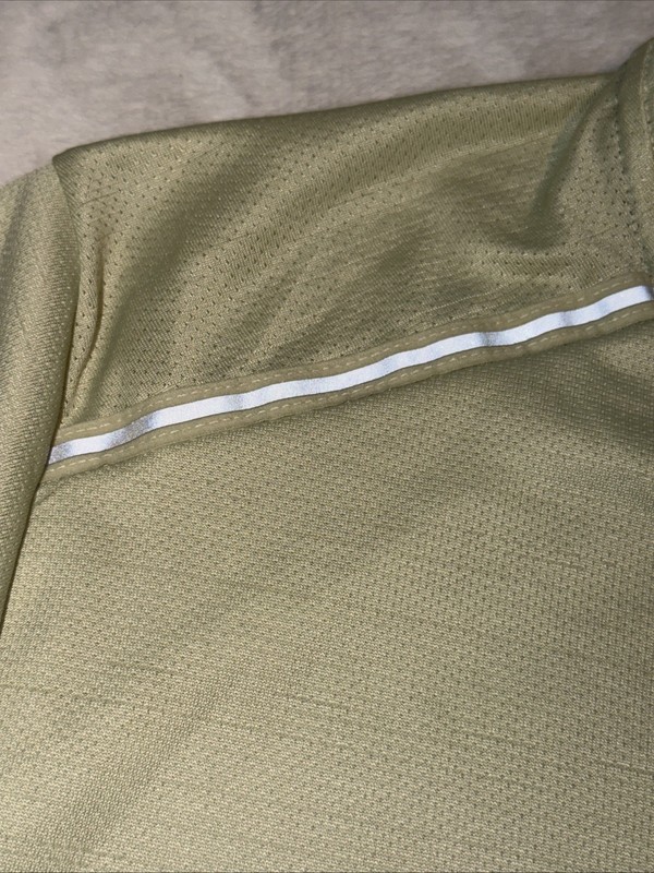 Nike Dri Fit Miler Men’s Sz S Running Top Reflective SS Olive Aura AJ7565-371 gallery