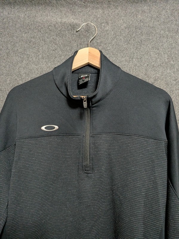 Oakley Men's Gridlock Pullover Top, Medium, Blackout gallery