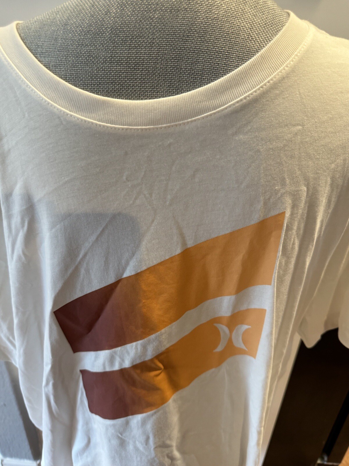 Hurley Performance Barely Bone Active T-Shirt Mens Size XL gallery