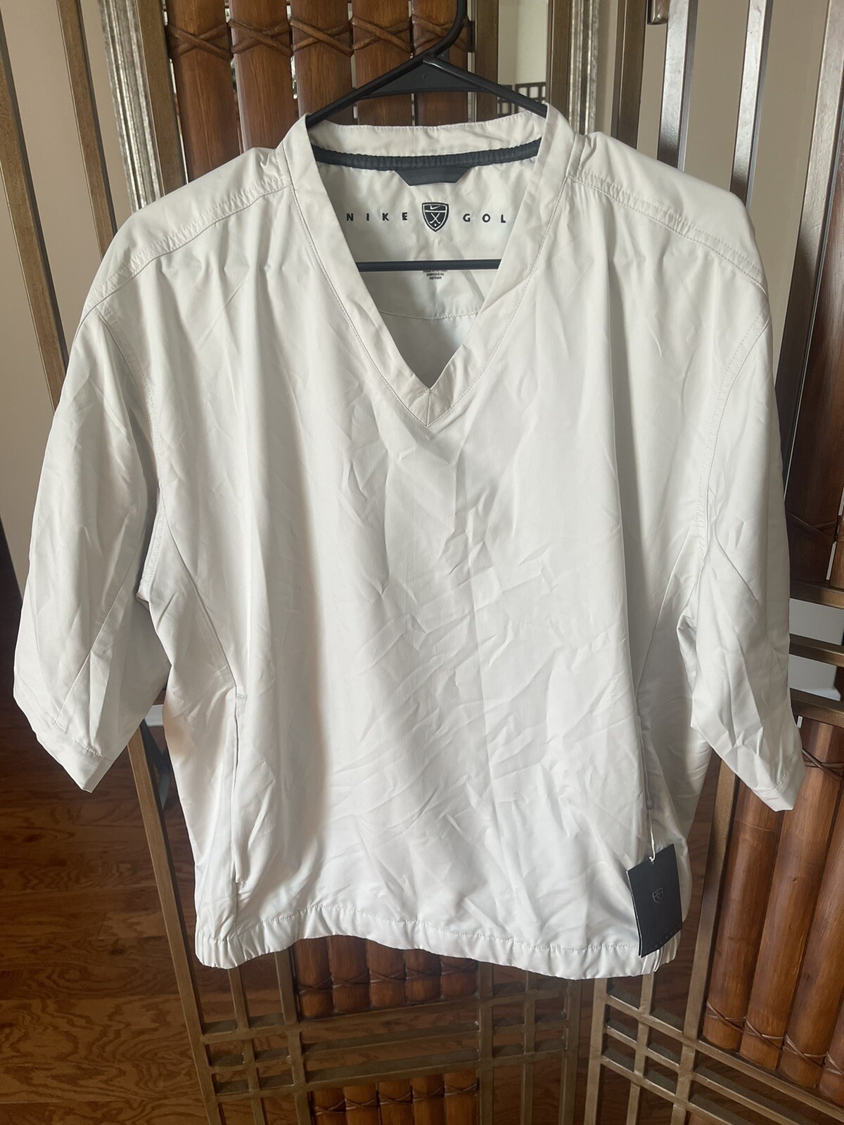 Nike Golf Gray V-Neck Short Sleeve Wind Shirt Mens Medium M NWT gallery