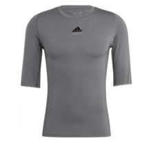 adidas Men’s Techfit Cut and Sew Short Sleeve Tee, Ice Grey