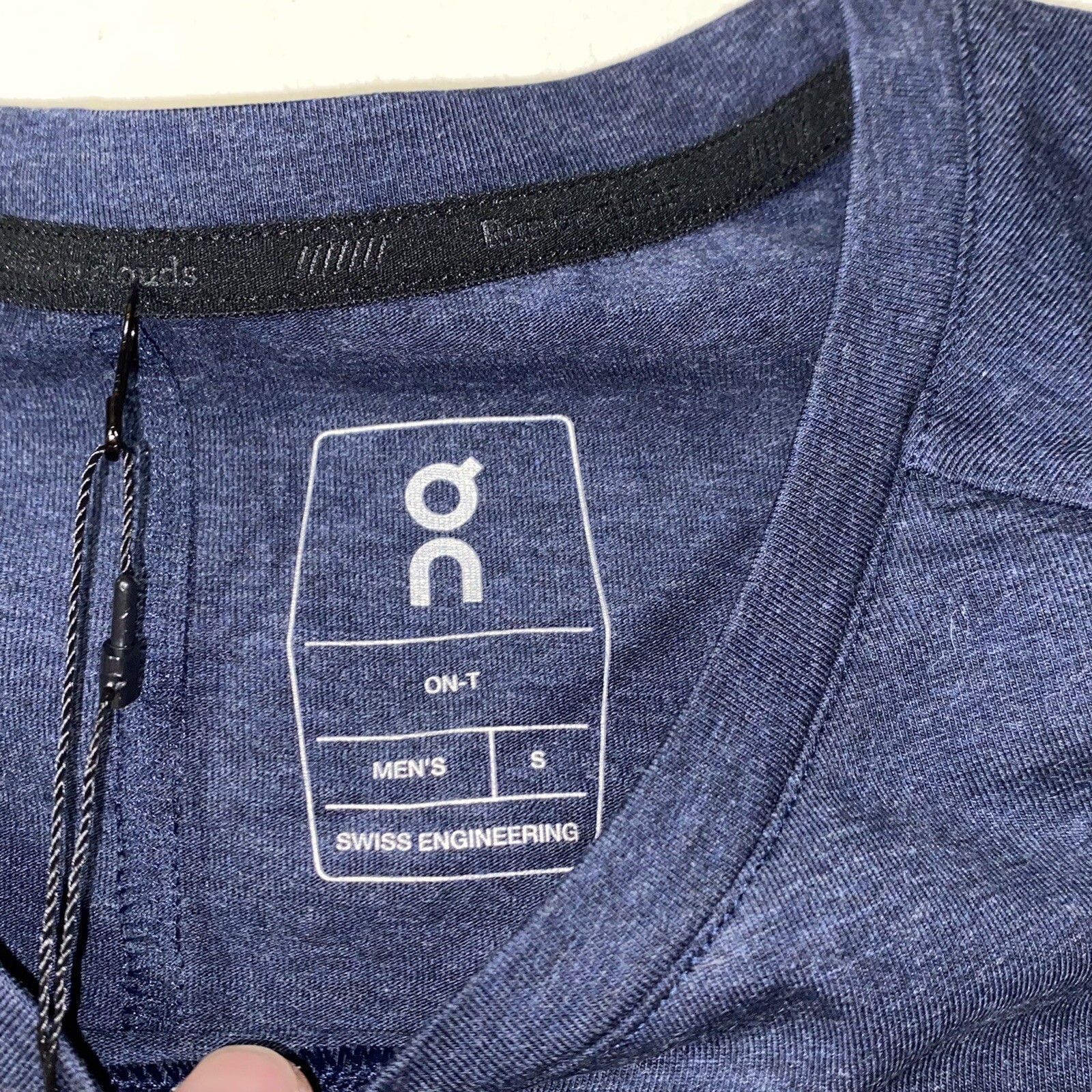 ON CLOUD Short Sleeve Active Running Comfort T Shirt Men's Size S Navy gallery