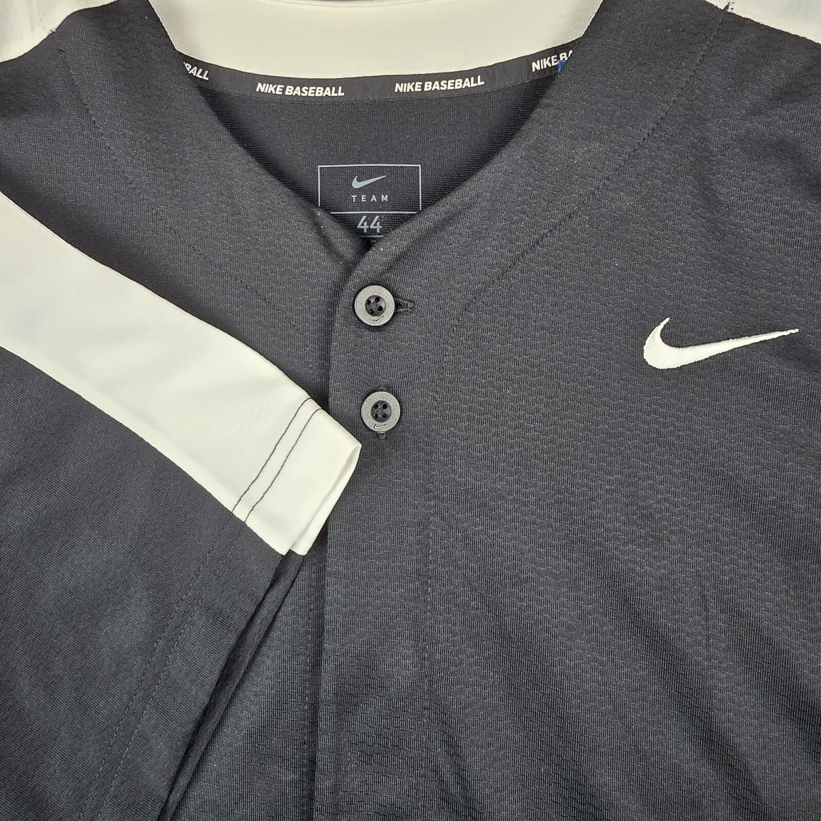 Nike Stock Vapor Select Full Button Baseball Jersey Men's L Black White BQ5508 gallery