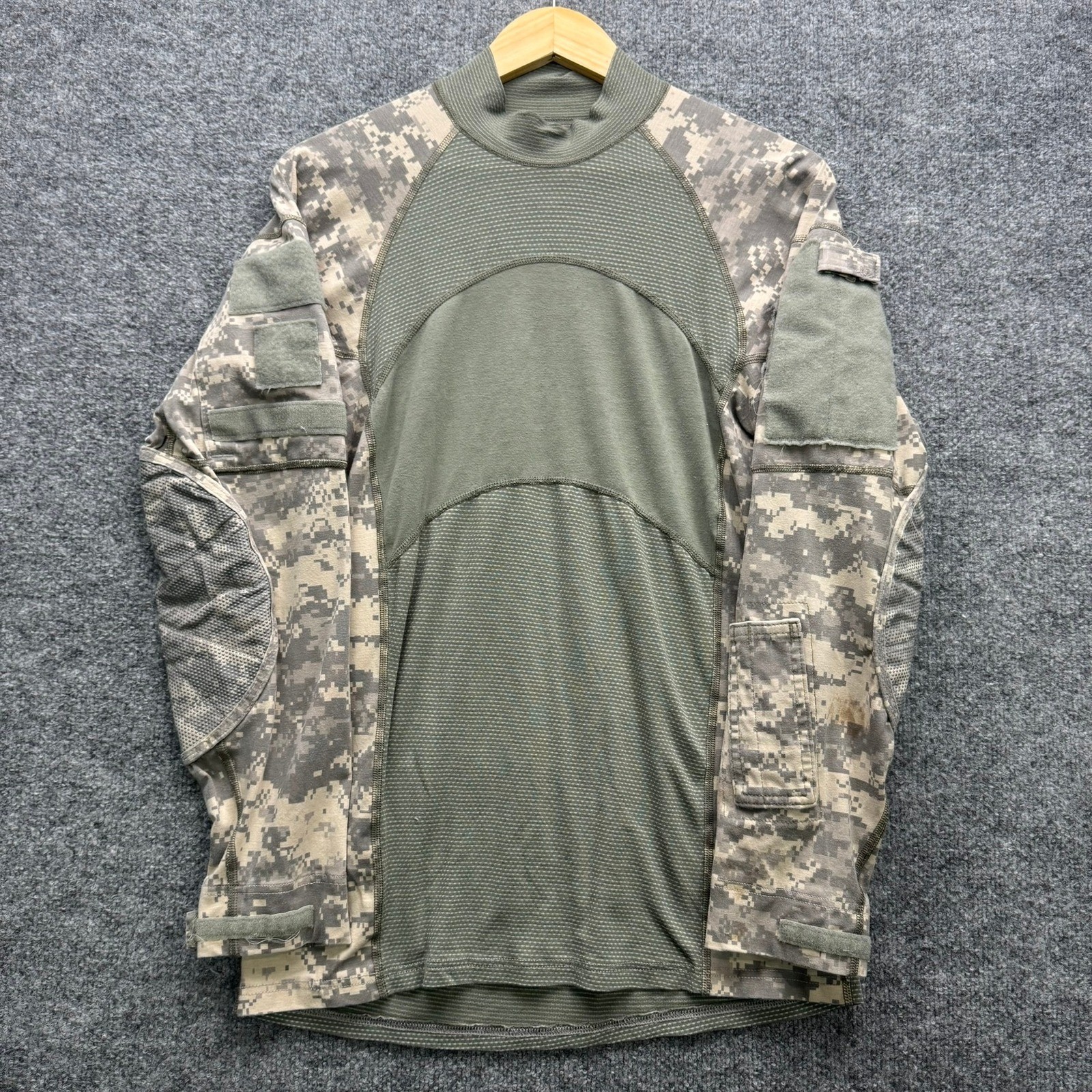 Army Combat Uniform ACU Tactical Shirt Men's Size M Digital Camo Long Sleeve gallery