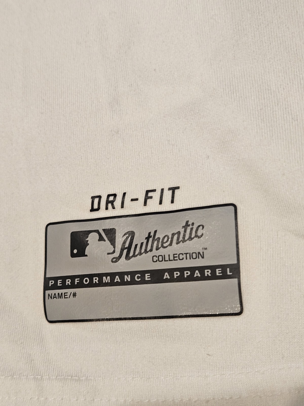 MENS PHILLIES NIKE DRI-FIT SIZE LARGE WHITE SEE PICS!!! CLEAN!!! gallery