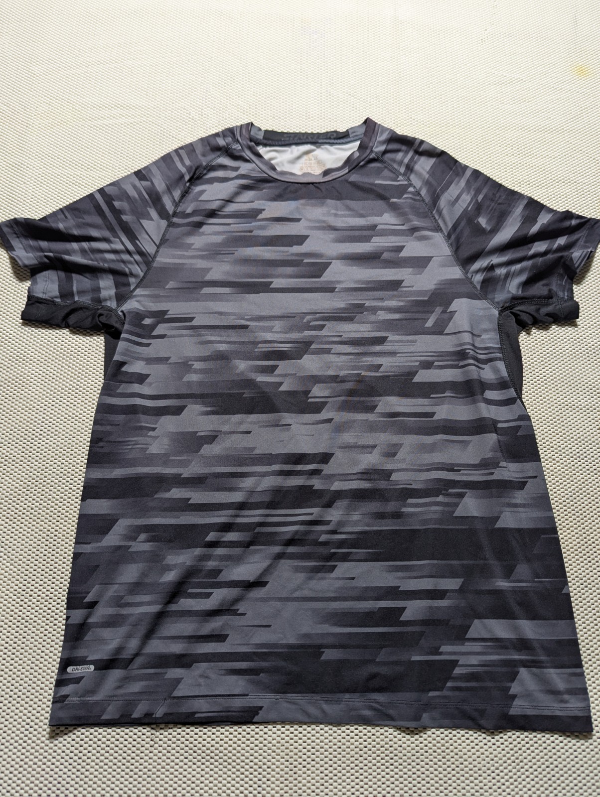 Starter Performance Urban Abstract Black Gray Camo Workout Gym Shirt Men's 2XL gallery