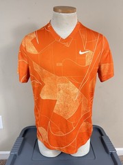 Nike Court Dri-FIT Victory Printed V-Neck Tennis Shirt Top Men’s Size M DD8333