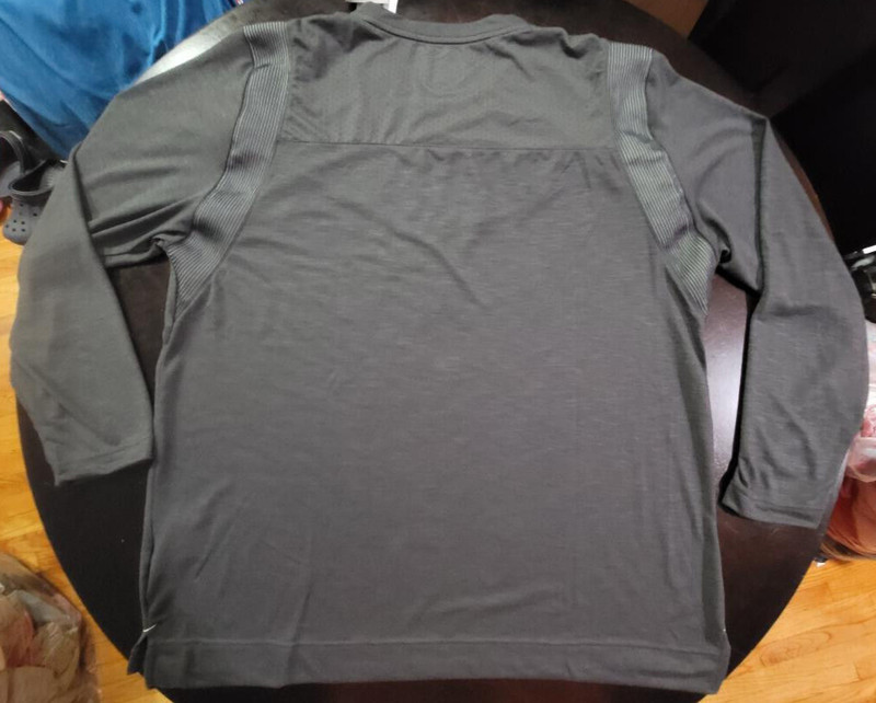 Nike Men's Sz XXL Dri-FIT Team Player Long Sleeve UV Crew Shirt Blue,Gray CW3539 gallery