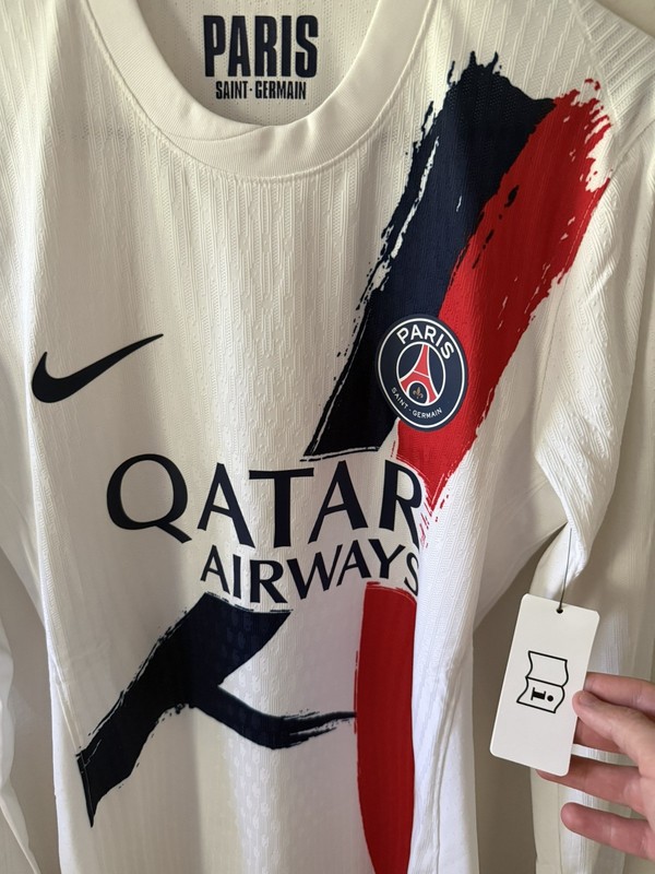 Nike Paris Saint-Germain Player-Issue "GFA Promo" 25/26 Men Dri-FIT ADV Jersey gallery