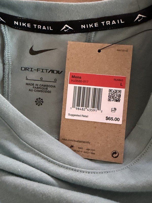 Nike Dri Fit ADV Trail Solar Chase Running Shirt Green Size Large HJ3580-017 gallery