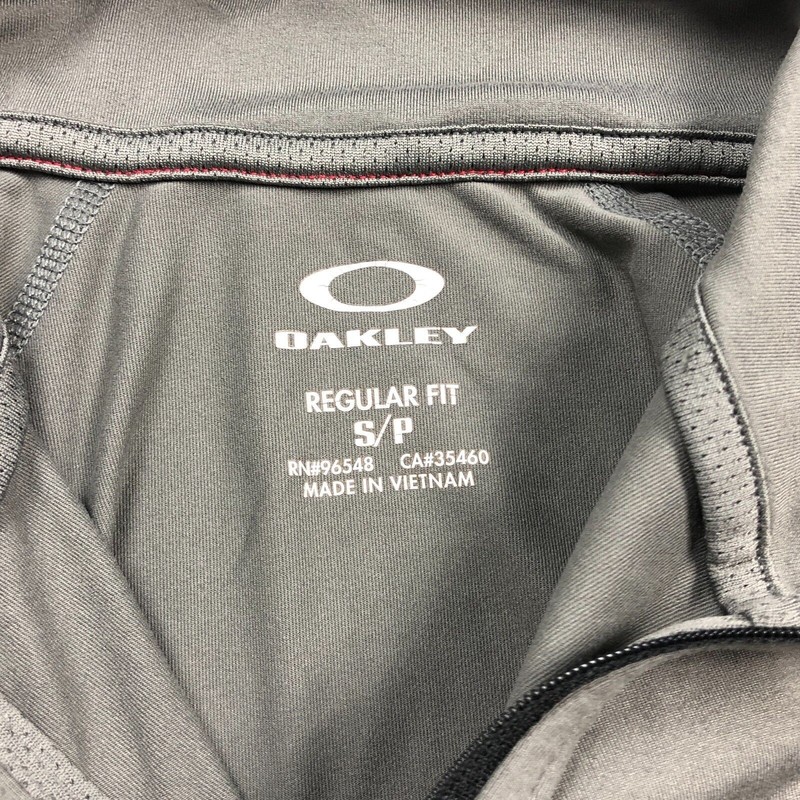 Oakley 1/4 Zip Gray Pullover Lightweight Work Out Running Size Small S B2 gallery