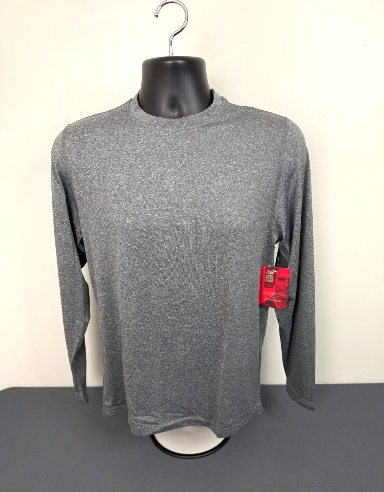 NEW St Johns Bay Performance Long Sleeve Men's Size Medium Gym Workout gallery