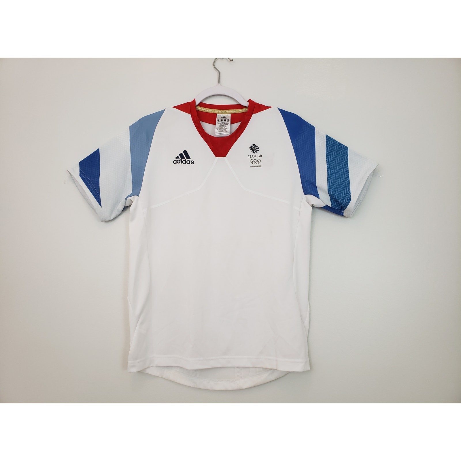 (Ju) Y2K Adidas Team GB Men's Top Size XS Soccer Jersey London 2012 Olympics gallery