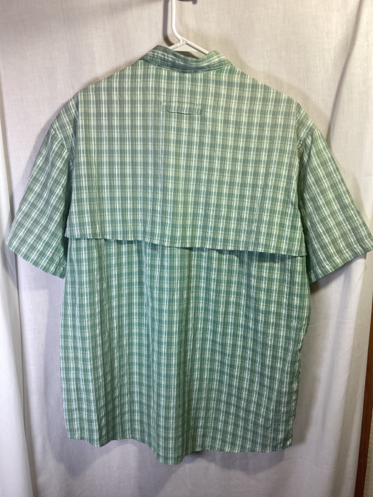 L.L.Bean Green Plaid Large Short Sleeve Nylon Blend Activewear Vented FishingB14 gallery