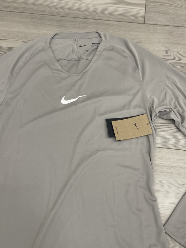 NWT Nike Dri-FIT Park First Layer Grey Soccer Shirt Men's Size Medium AV2609-057 gallery