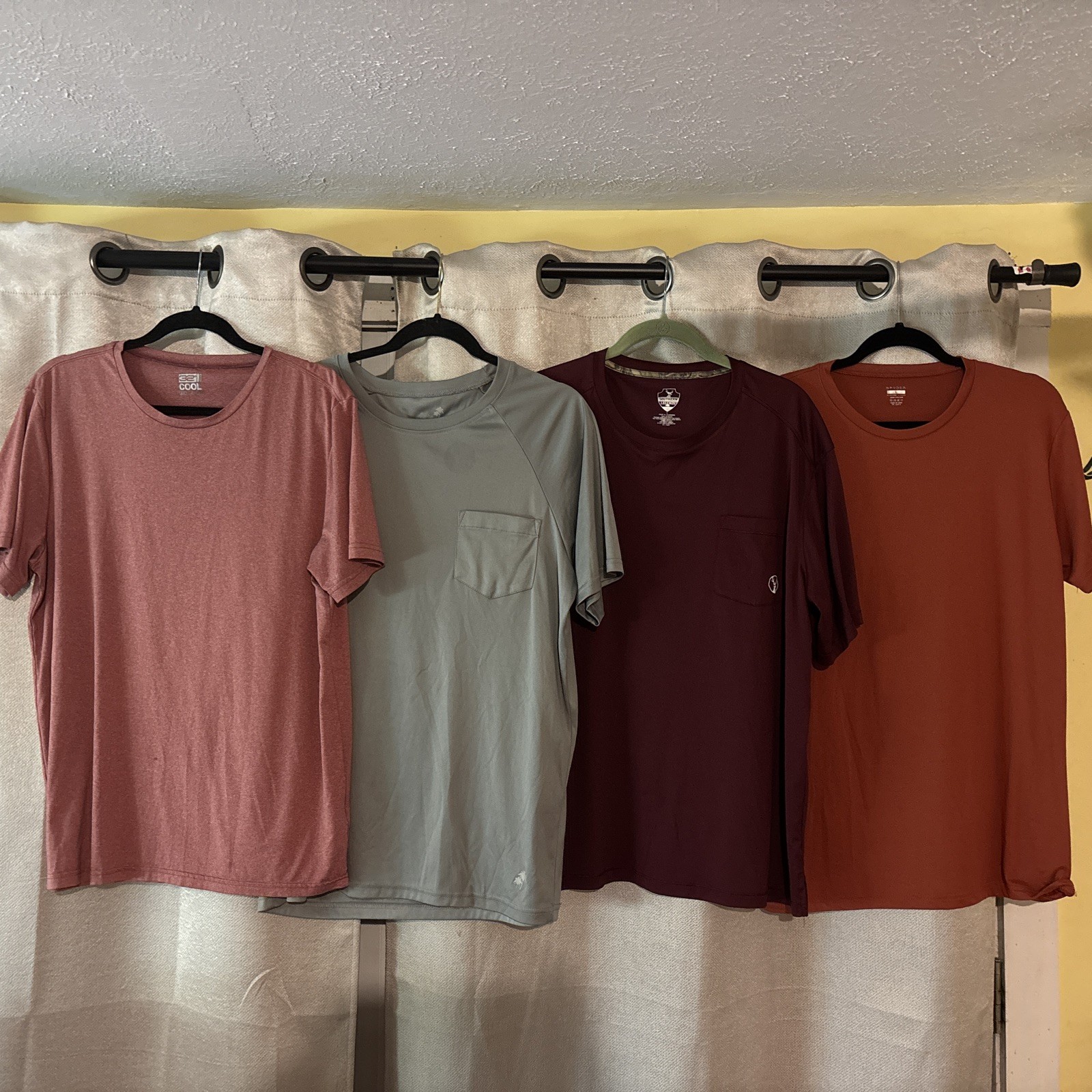 Lot Of 4 Southern Legends Spyder Active Men's Short-Sleeve T-Shirts Size L gallery