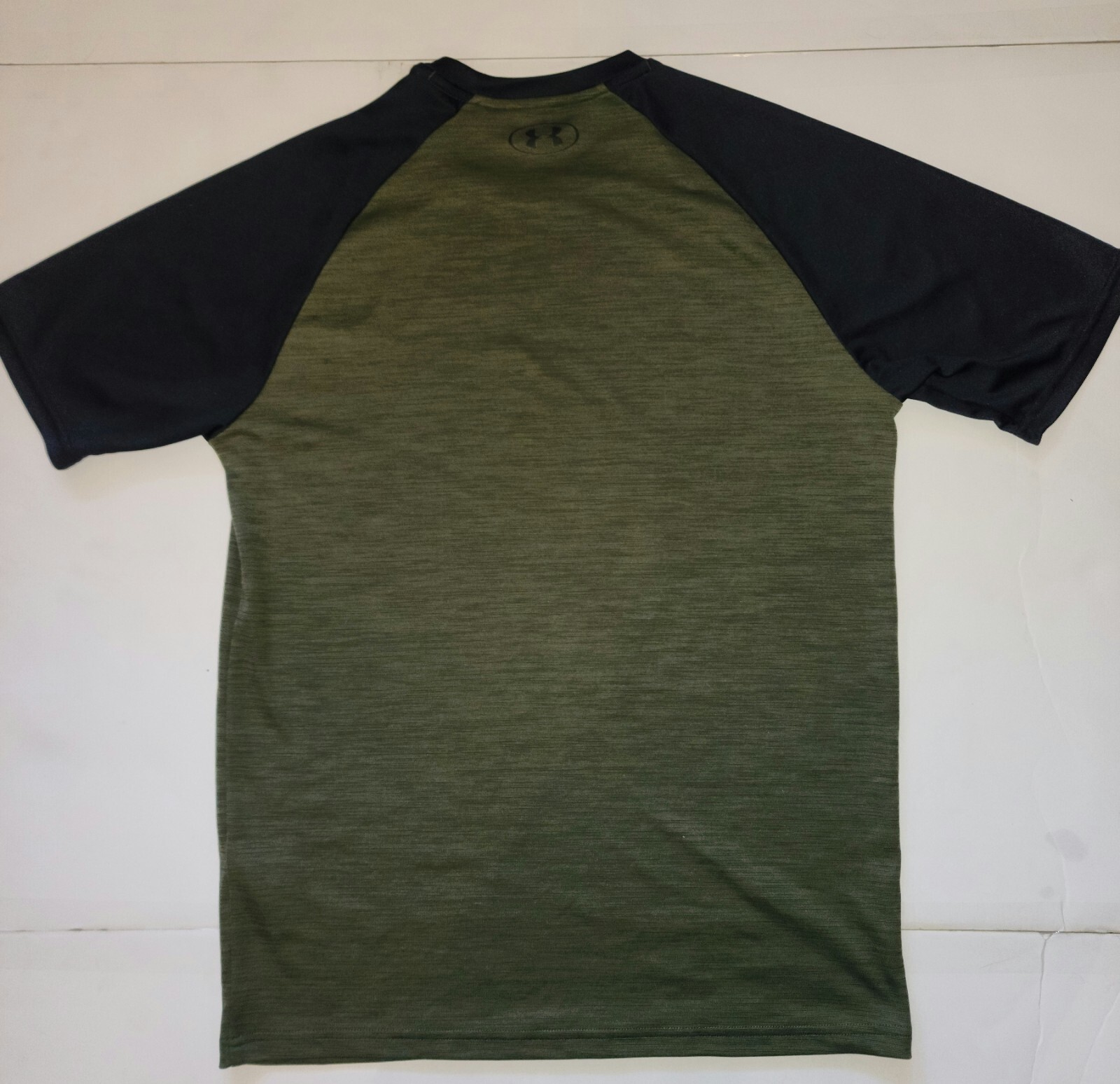 Under Armor Mens Heat Gear Short Sleeve Tee Green And Blue Sz Small gallery