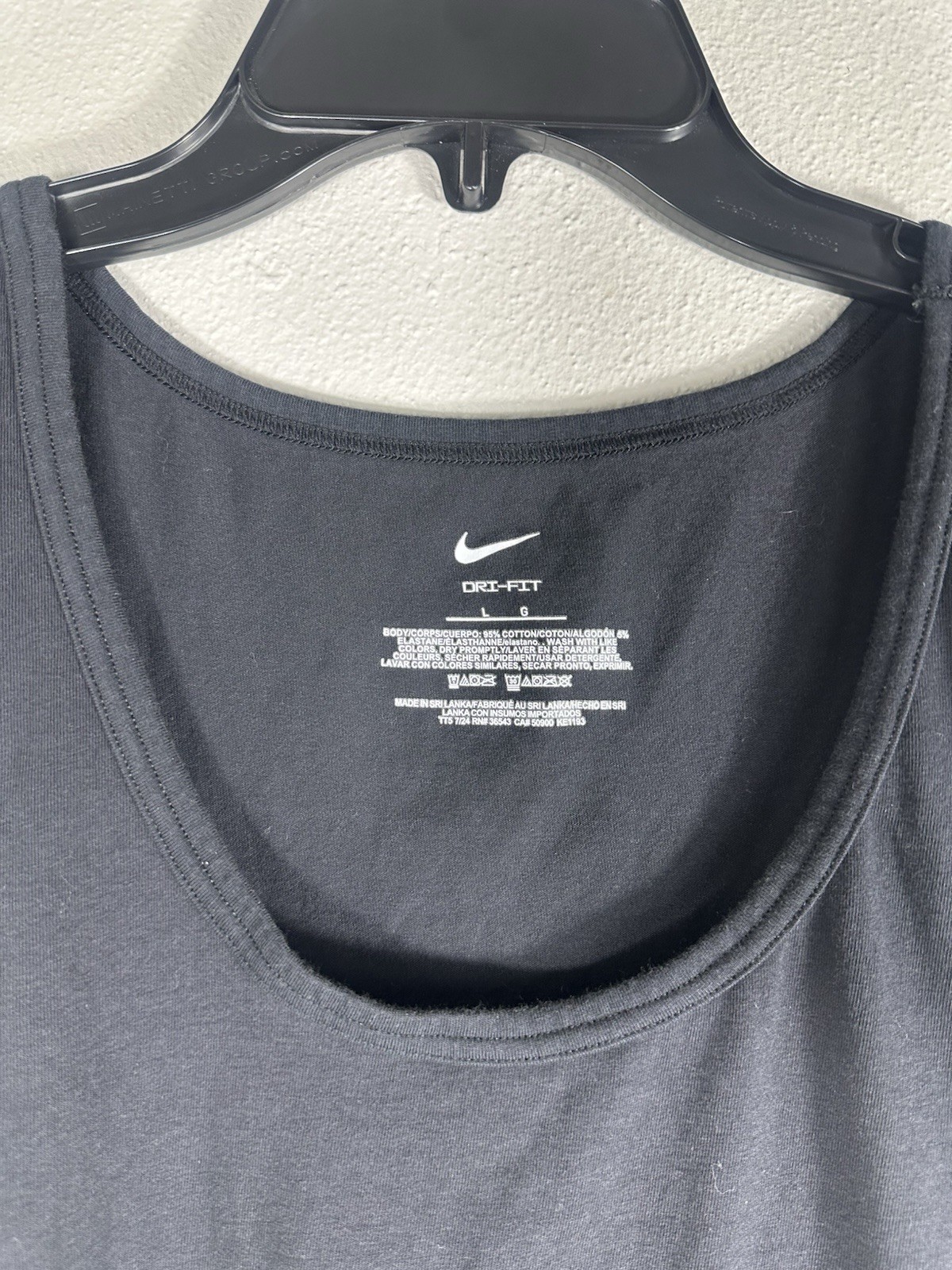 Nike Dri-FIT Tank Top Men’s Large Black Athletic Gym Workout Sleeveless Shirt gallery