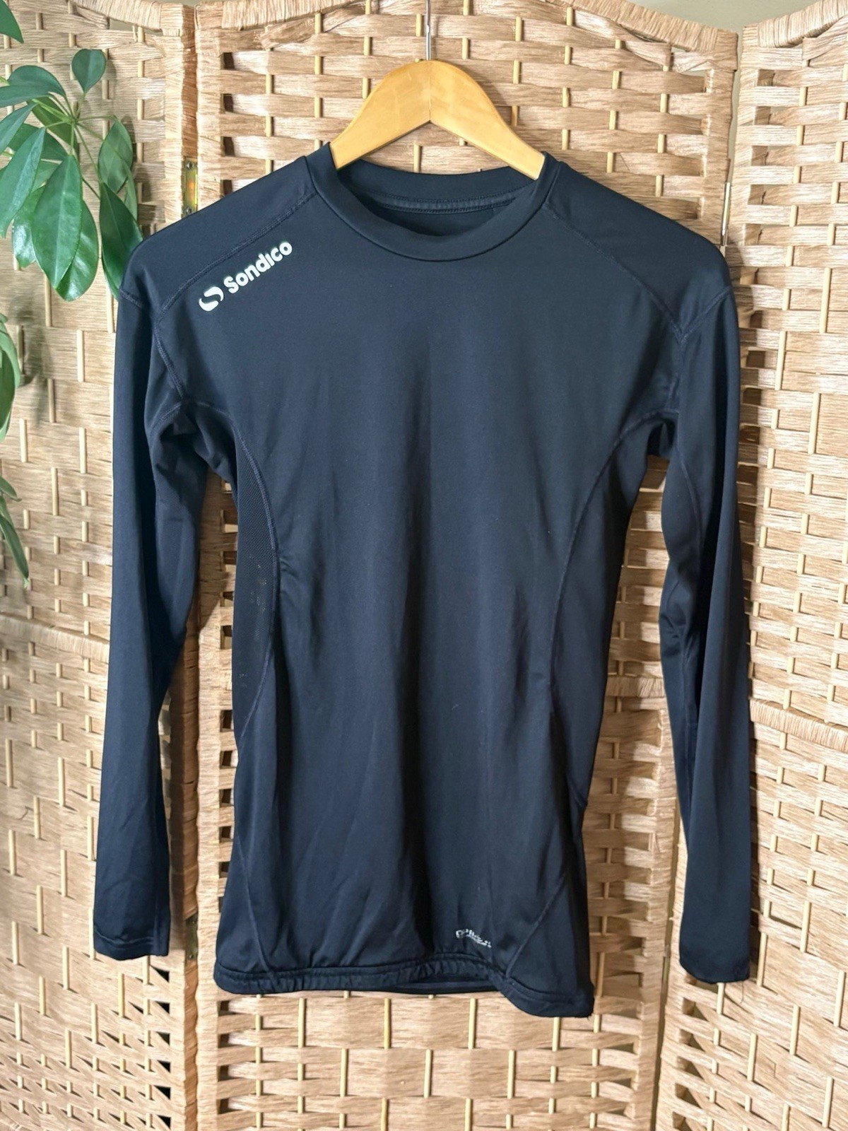 Sondico Optivess Base Layer Long Sleeve Top Black Size M Football Training Sport gallery