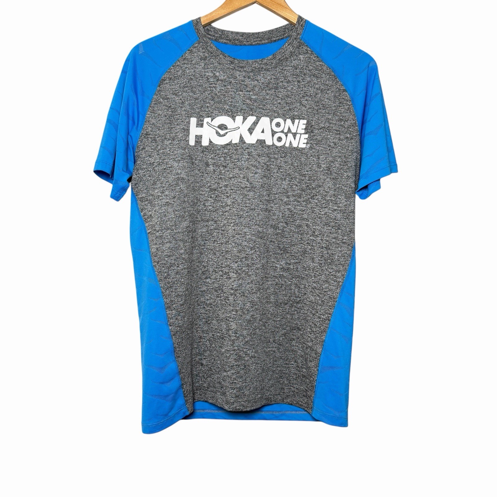 HOKA One One Rabbit Running Shirt Mens M Blue Tech Athletic USA gallery