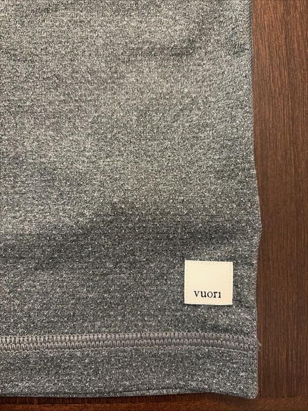 Vuori Tradewind Performance Tee 2.0 Gray Medium V1052 gallery
