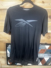 Reebok PlayDry Men’s Black Polyester Graphic Print Crew Neck Tee M