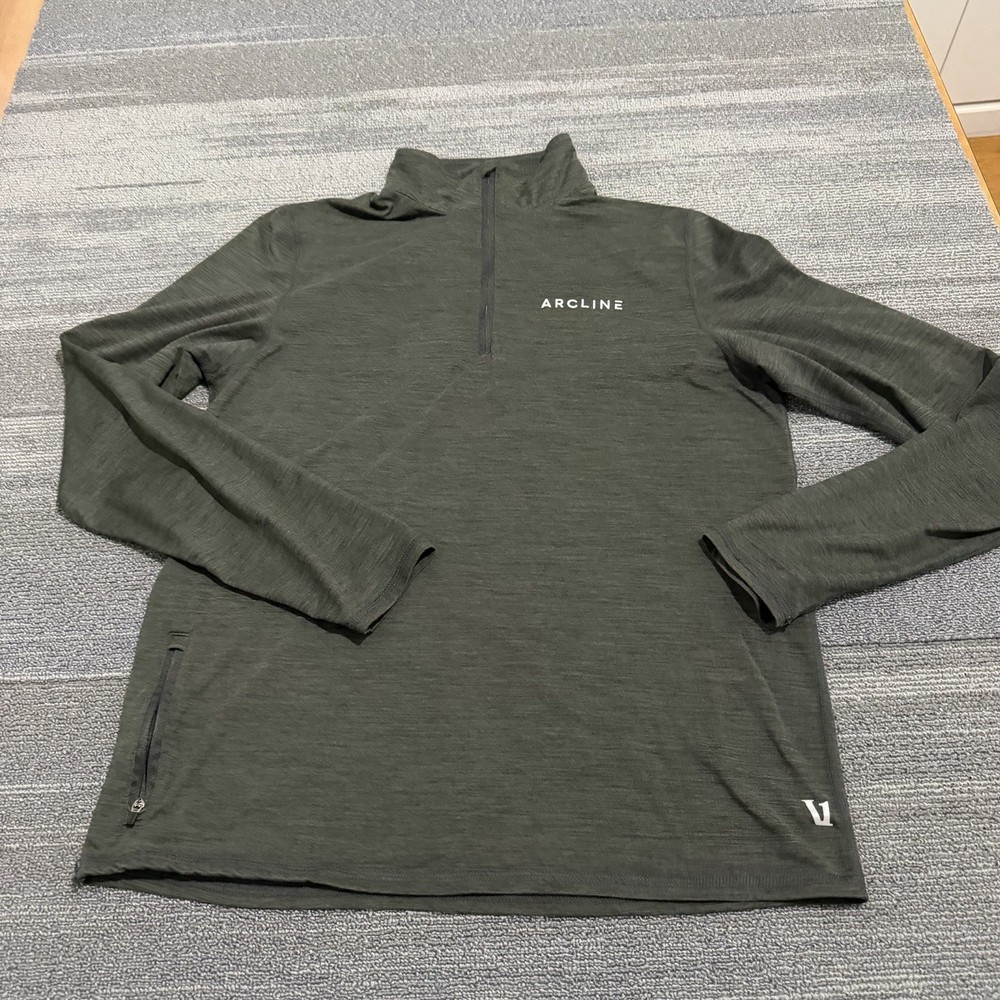 Vuori Pullover Medium Gray Ease Performance 2.0 Half Zip Golfer Stretch V221