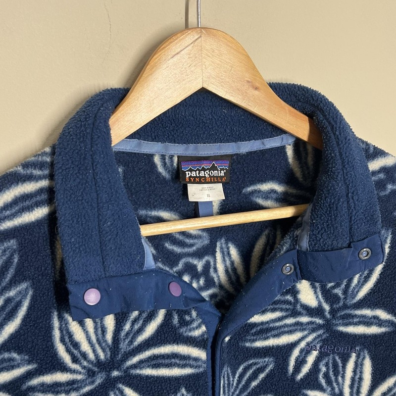 Vintage Patagonia Synchilla Pullover Mens XL Blue Floral Fleece Snap-T 2004 gallery
