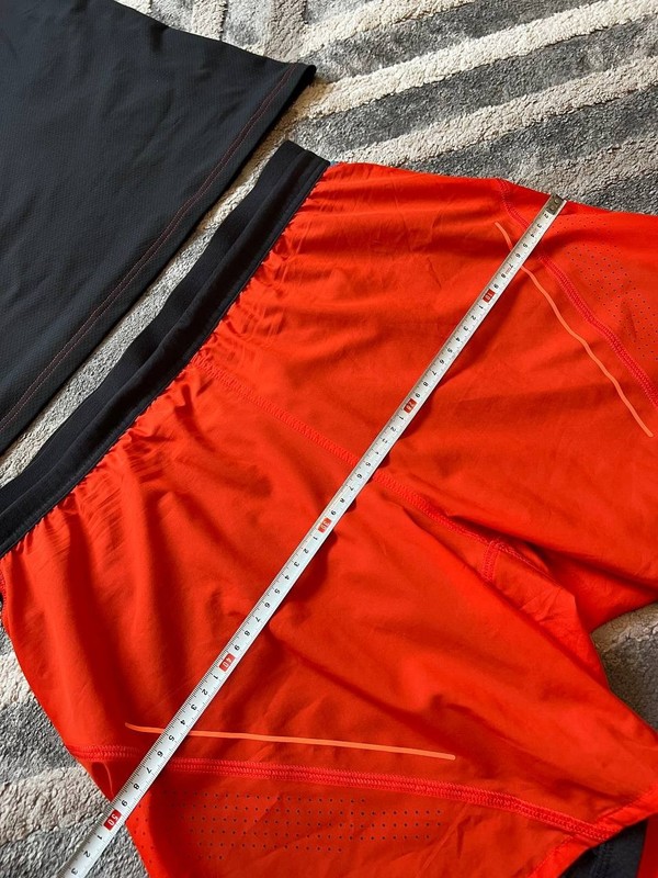 dynafit running set T-shirt & Shorts mens size M gallery
