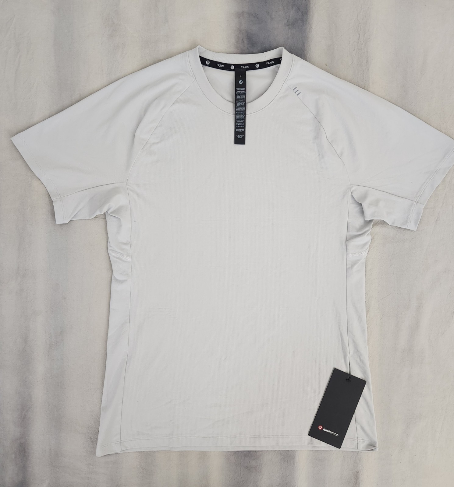 Lululemon Repper Short Sleeve Vapor Men's Size Large New gallery