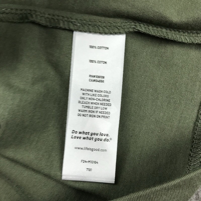 Life Is Good Shirt Men Medium Green Short Sleeves Mountainside Tee NWT gallery