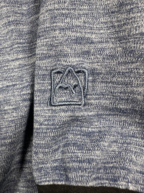 Avalanche Men's Medium Blue Quarter Zip Top Stand Up Pullover gallery