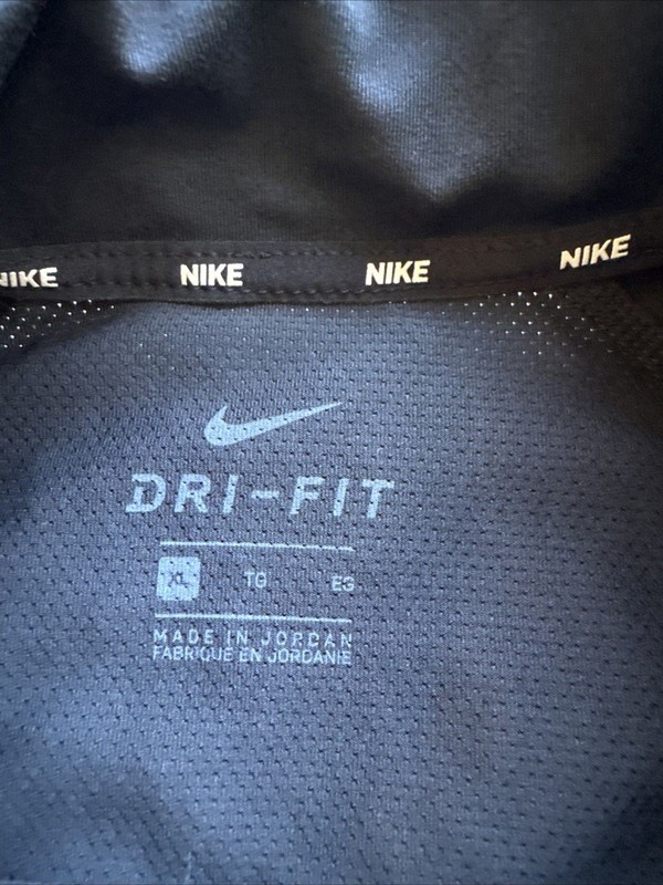 Men's Nike Element 1/4 Zip Running Pullover Black 896691 010 XL AM Football gallery