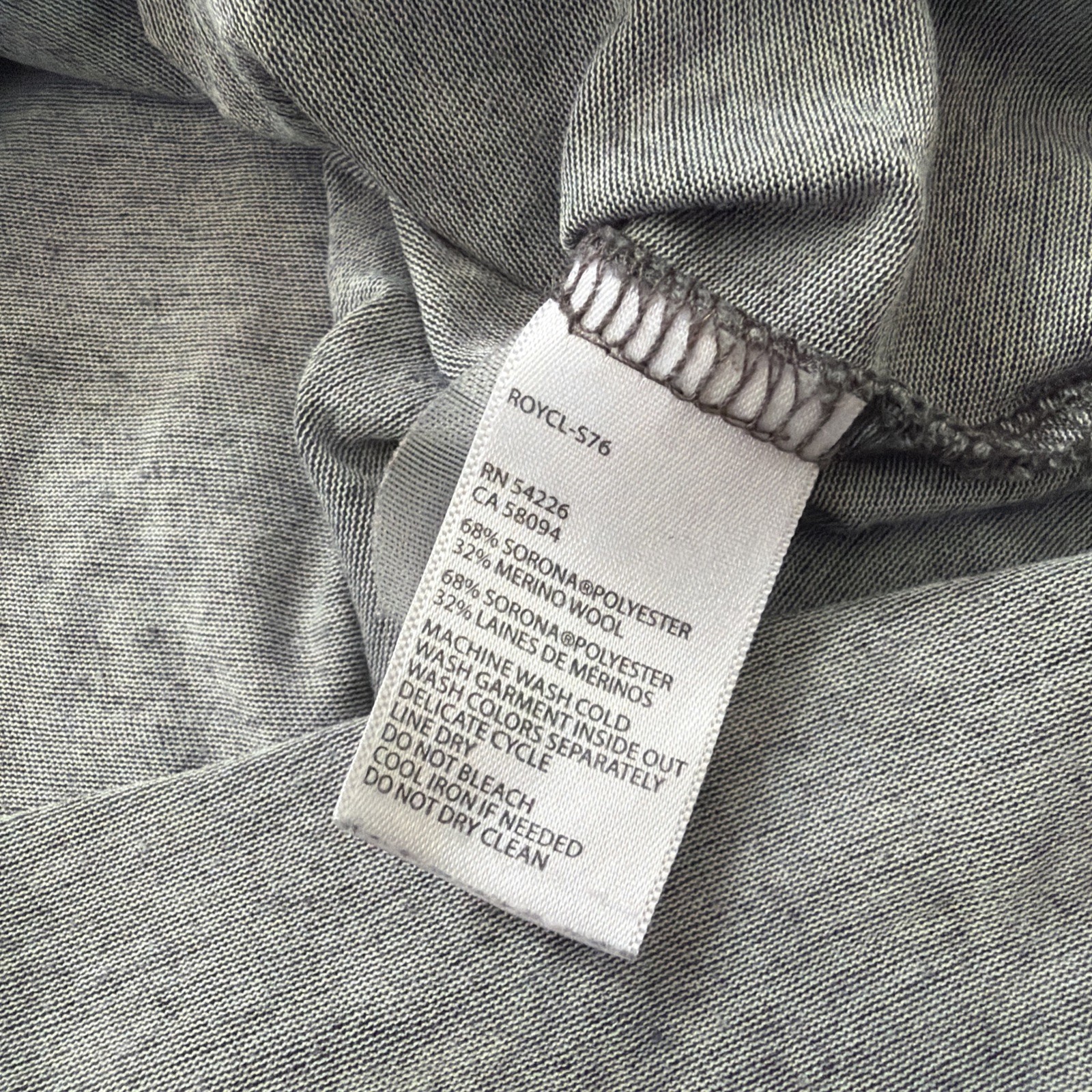 Men’s Vintage Merino Wool Blend Henley Baselayer. Royal Robbin’s. Medium Gray gallery