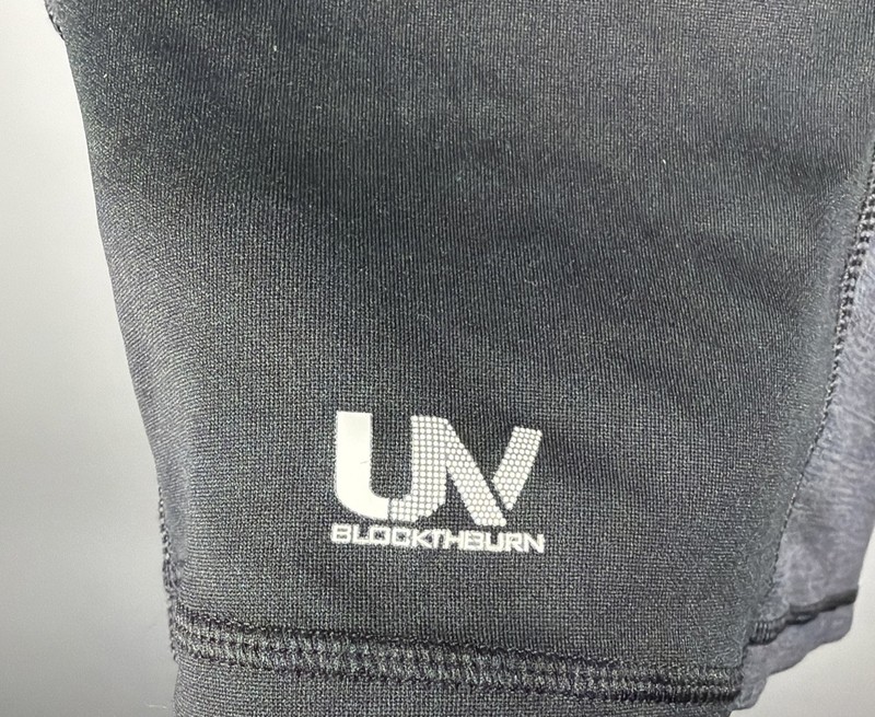 Speedo Mens UV Blocking Black/Gray T-Shirt Size XL gallery