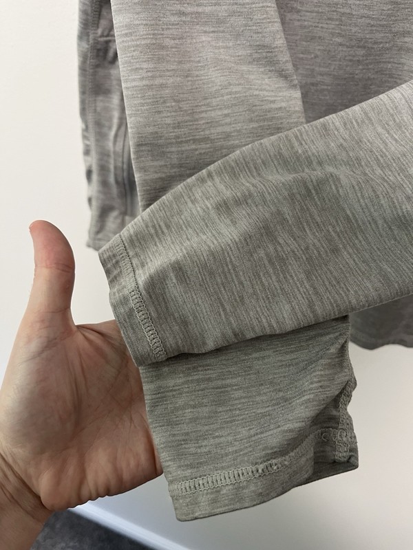 Vuori Ease Performance Half Zip Pullover Sweatshirt Gray Fits Like Medium gallery