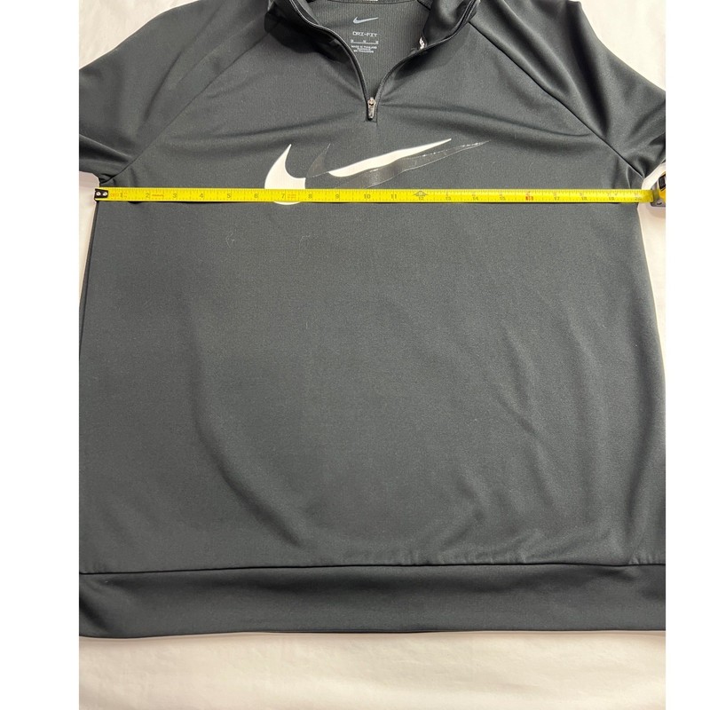 Nike Running Pullover Men Sz M Black Dri-FIT Quarter-Zip Graphic Swoosh Top A49 gallery