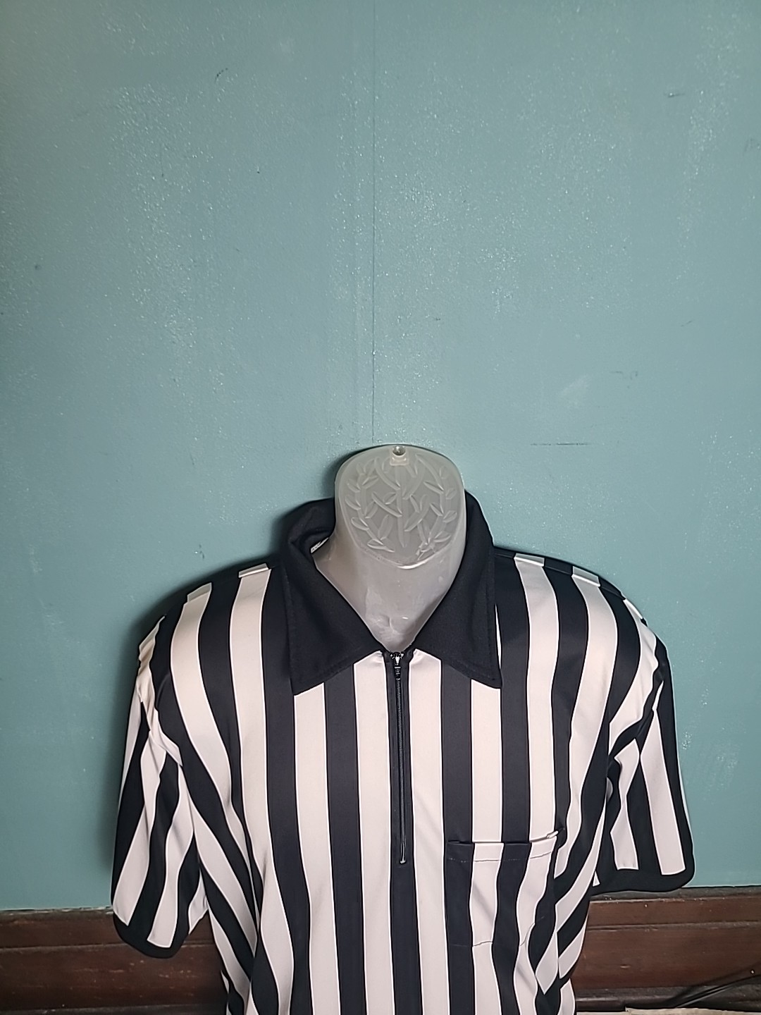 Honig’s Whistle Stop Short Sleeve Referee Shirt Men's Size XL-Vintage gallery