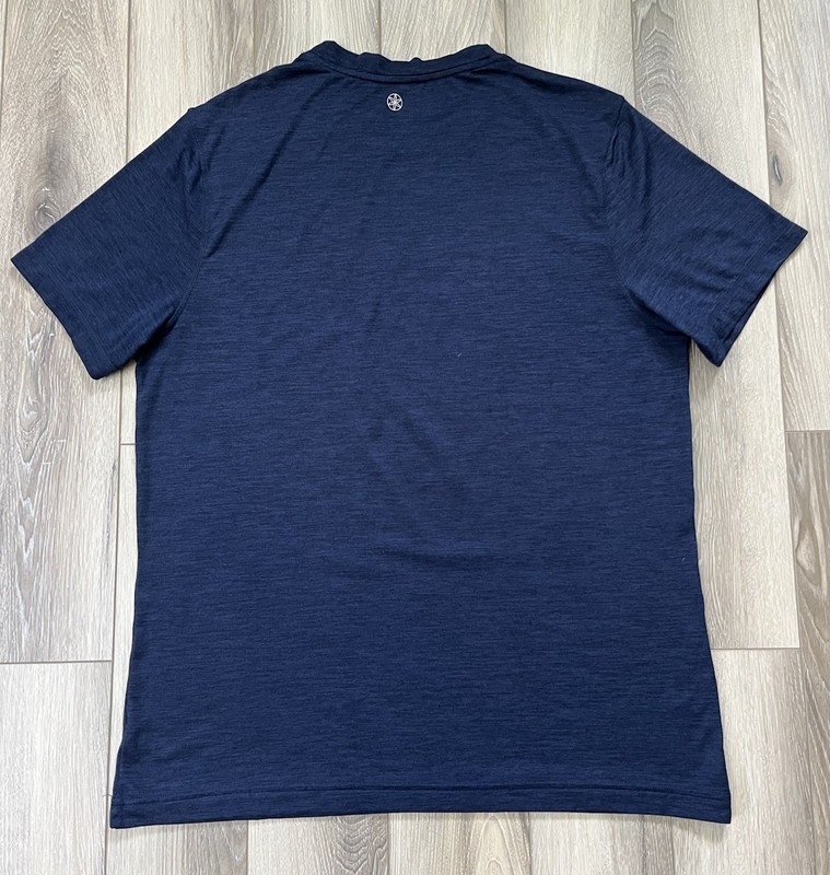 Gaiam Blue Workout T-Shirt Mens Sz L Yoga Gym Athletic Soft Stretch Short Sleeve gallery