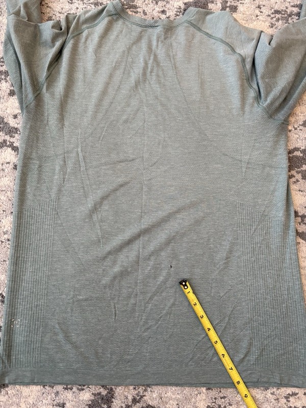Lululemon Metal Vent Tech Long Sleeve Shirt 2.0 Green Size XL See Pics gallery