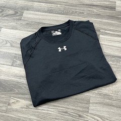 Under Armour Shirt Mens L Black HeatGear Loose Fit Athletic Tee John Deere Logo