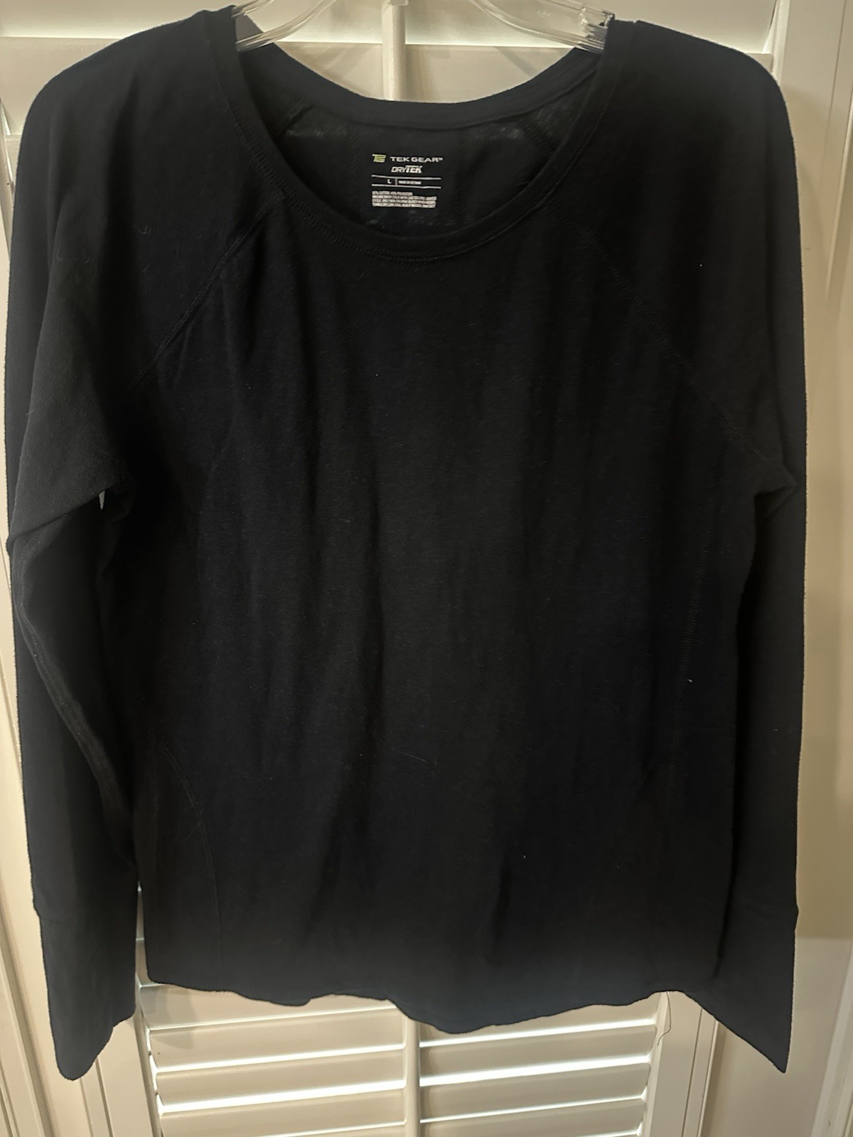 TEK GEAR DRY TEK Women's Black Long Sleeve T-Shirt With Thumb Holes Size L gallery
